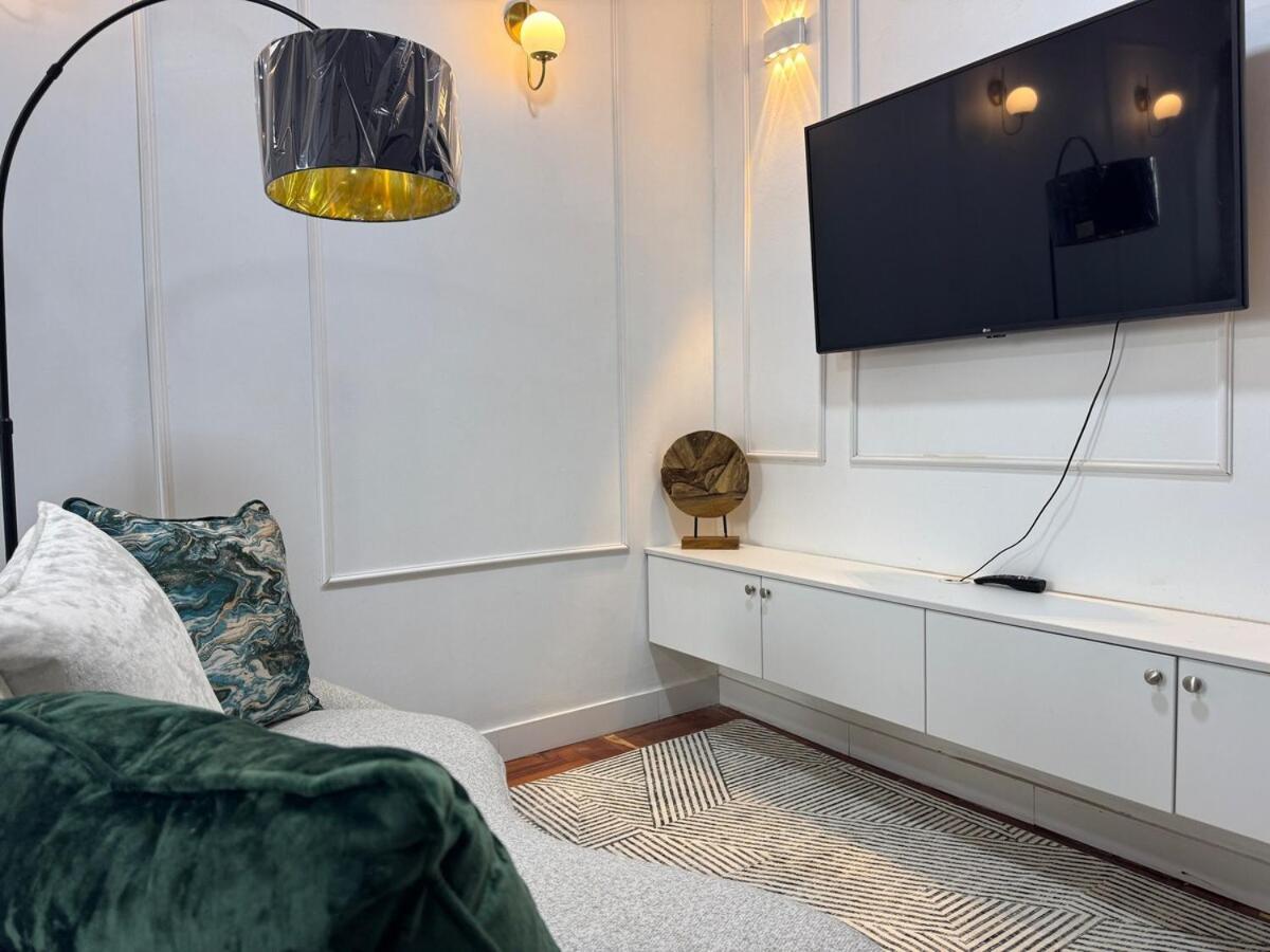 Luxurious 2 Blocks From The Main Square Apartment Cusco